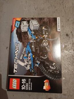 Lego 42063