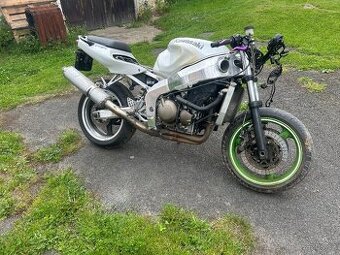 Kawasaki ninja zx6r