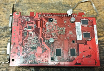 Grafické karty PCI-E