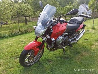 Aprilia mana 850, 2x klíče, pravidelný servis, manual