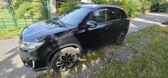 Suzuki Vitara 1.6 DDis 4x4 rv 2016 najeto 215 tis km