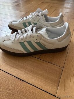 Adidas Samba nove