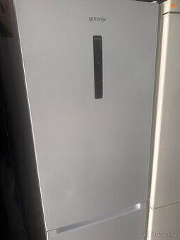 Lednice Gorenje nova v zaruce do 2027