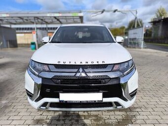 Mitsubishi Outlander PHEV 2.4 4×4 Intense+, 2021