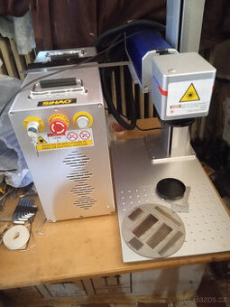 30w fiber laser gravírka ,150x150mm