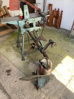 Prodám univerzální dřevoobráběcí stroj.