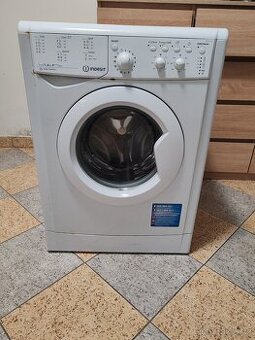 Pračka Indesit 6kg REZERVACE
