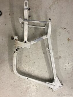 Ram Jawa panelka, 19 kyvka