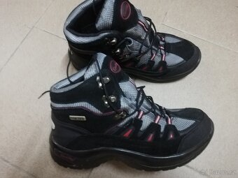 Zimní trekové boty vel. 41 a 42