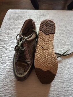 dámské značkové boty vel 38