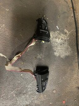 Tlačítka volantu Škoda