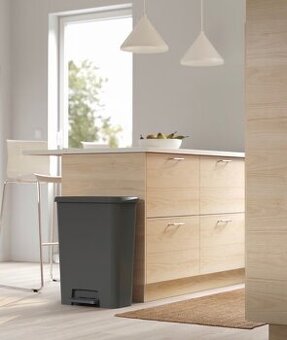 Odpadkový koš 50 l ikea nový plast pedálový - 1