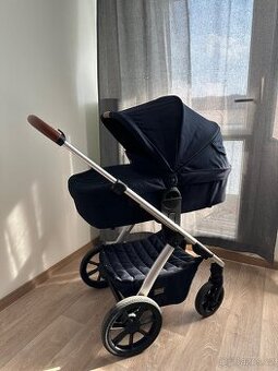 Sada kočárek a autosedačka