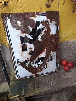 Stará smaltovaná cedule ze Sudet