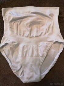 Těhotenské podpůrné kalhotky Carriwell