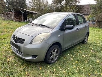 Toyota Yaris 2007---1.0-51kw---náhradní díly