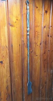 Kovaná lžička na boty (obuvák)