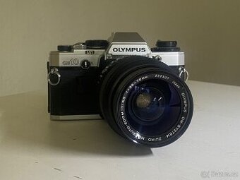 Olympus OM-10 + Zuiko MC Auto Zoom 35–70mm f/3,6