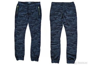 Černošedé maskáčové tepláky, vel. 170, C&A