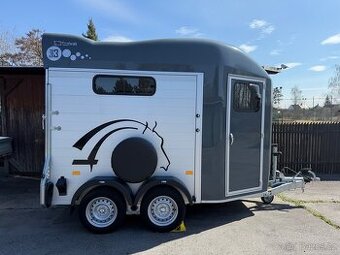 Přívěs pro dva koně