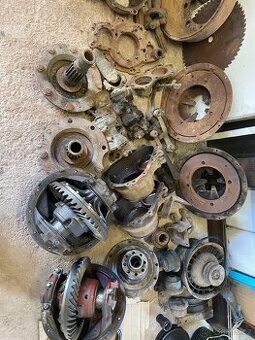 Praga PV3S náhradní díly