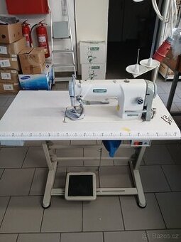 Šicí stroj Siruba jednojehla