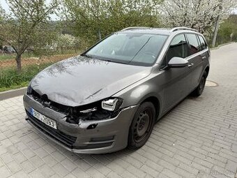 VW Golf Variant VII. 2.0 TDI 110kw 12/2013 / NAVI