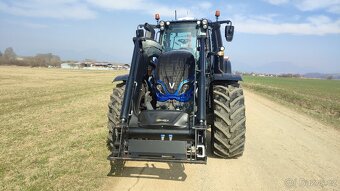 VALTRA T174eD 1235 mh a 3450 mh