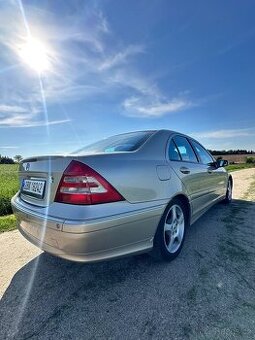 Mercedes-Benz w203 2.2 cdi 105 kw C-class