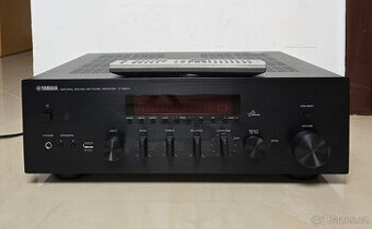 YAMAHA R-N500 / AirPlay / USB / Optika / Sub