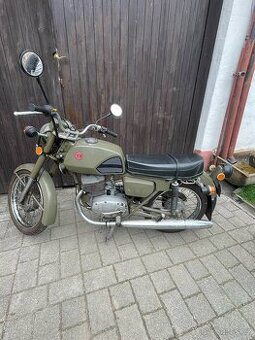 Motocykl Čezeta 175 typ 487 ve skvělém stavu