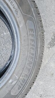 Pneu Goodyear 215/65r16 c letni