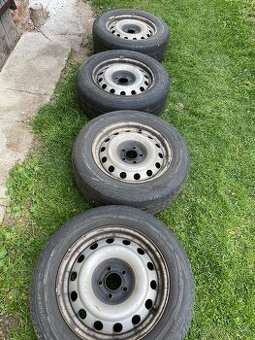Letní pneu 215/60 R16 Uniroyal Rain Max 2