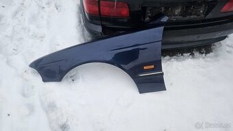 Blatník bmw e39 montrealblau