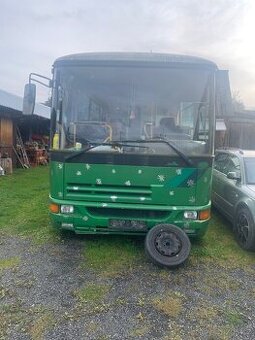 Obytný autobus