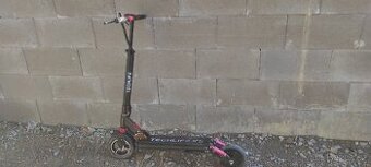 Elekrtická koloběžka Techlife x5