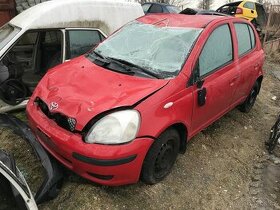 Toyota Yaris 1,0 VVT-i 2005 48kW - dily z vozu