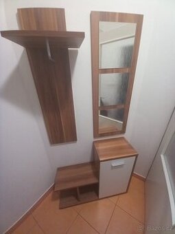 Předsíňová stěna