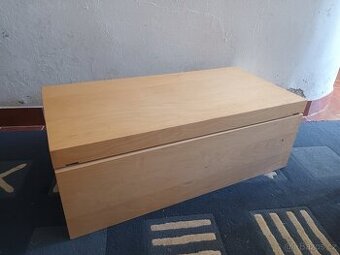 IKEA MALM truhla
