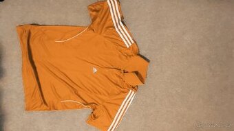 Dresy Slavie, trika Adidas, Umbro a dalsi
