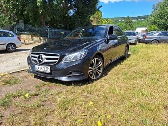 Mercedes-Benz E 200 Bluetec