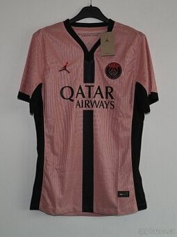 Dres PSG - 1