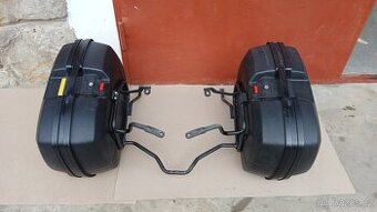 Boční kufry Givi na Honda Varadero 125