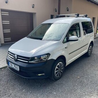 Vw Caddy 5 míst. 4x4. 2.0 TDI. Rv 2017. 100 TIS. KM.