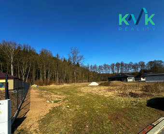 Prodej stavebního pozemku o výměře 1235 m² v Nové Roli