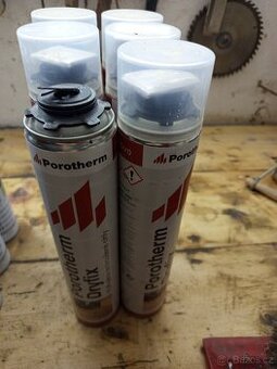 Zůstatek materiálu po stavbě