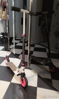 Skládací koloběžka Arcore CONNECT, bílá, kola 145 mm