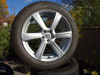 Volvo XC90 / XC60 - zánovní zimní alu kola 19" 5x108