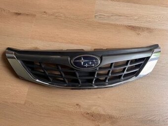 Subaru Impreza hatch maska