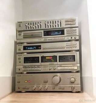 TECHNICS STEREO SET SILVER